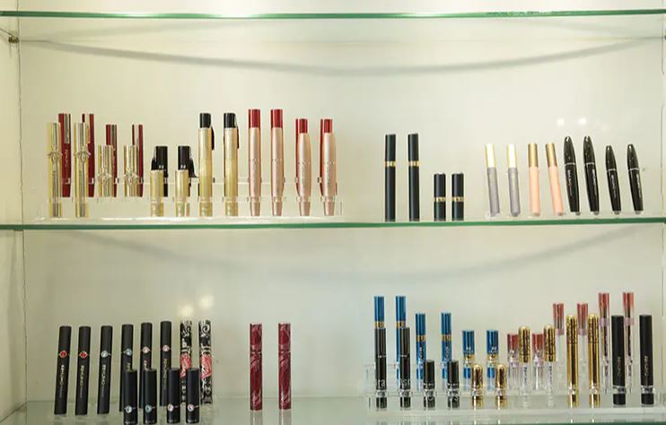 Los beneficios de los tubos de lápiz de cejas en la vida
